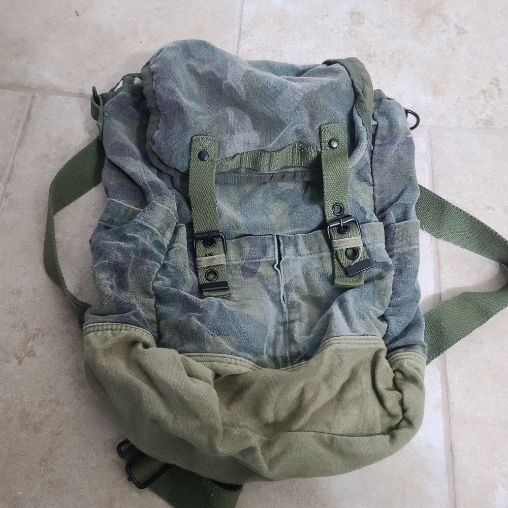 Billabong distressed soft camo backpack